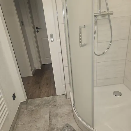 Ferienwohnung1 グリンマ